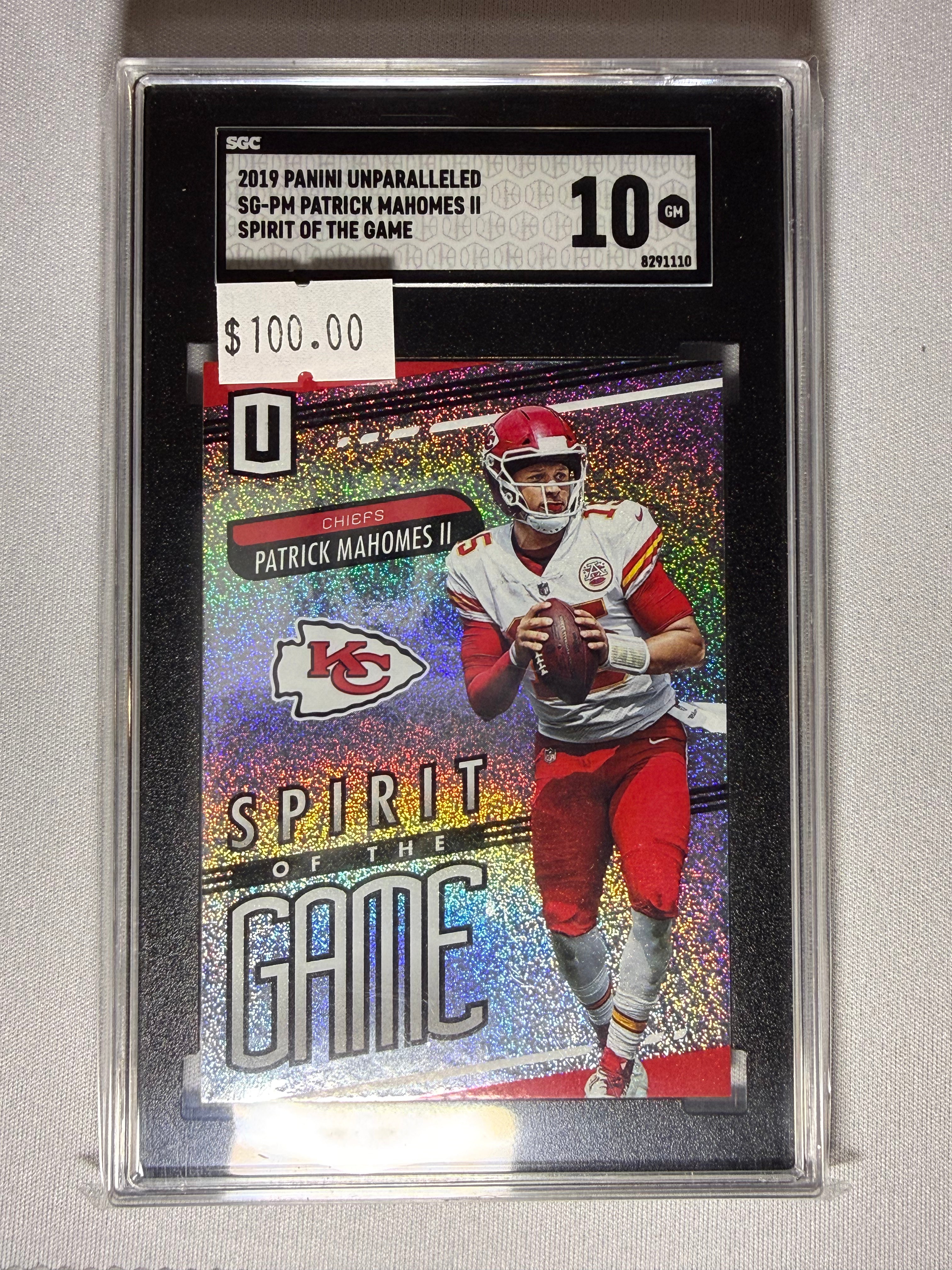 Patrick Mahomes 2019 Panini Unparalleled Spirit of the Game SGC 10