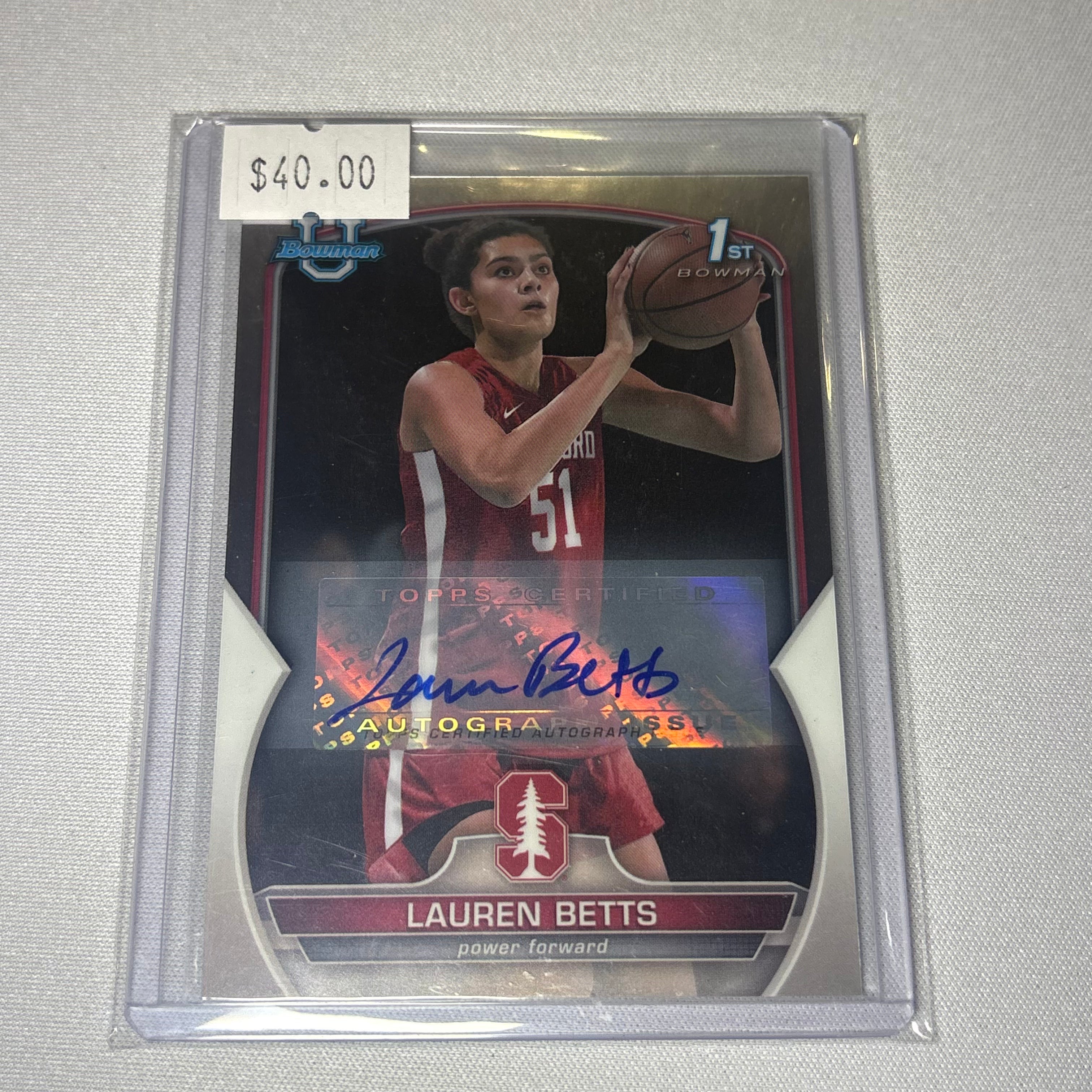 Lauren Betts 2023 Bowman U Chrome 1st Autographed Card